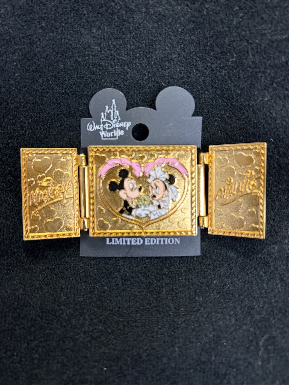 Disney Gold Heart ‘Our Wedding’ Hinged Wedding Pin LE 5000
